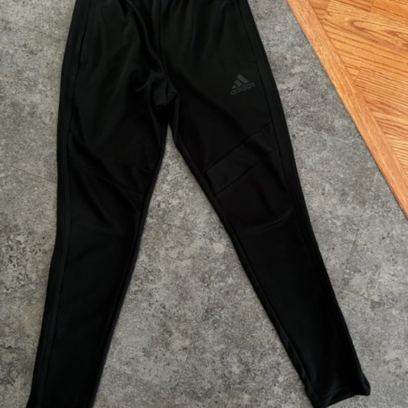 Adidas Jogger - Size L (Child's or Size Small women's) - Picture 2 of 2